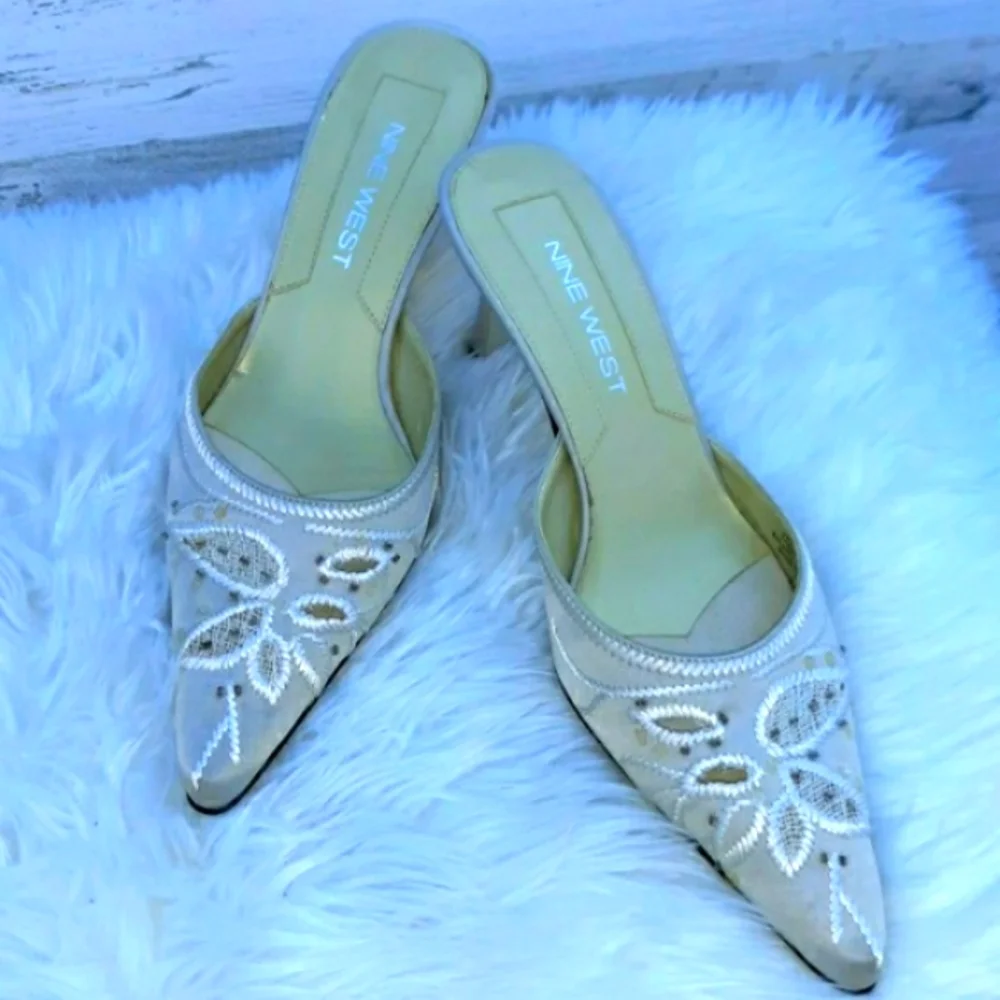EUC NINE WEST SPECIAL OCCASION SHOES - Picture 1 of 7